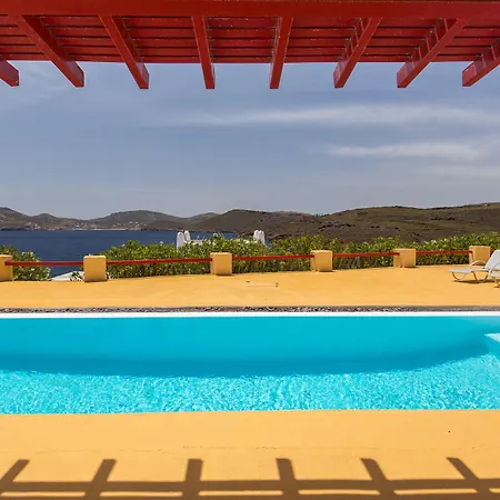Royal Seaside * Mykonos Town